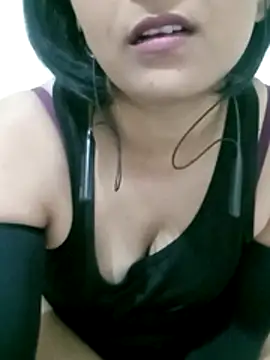 queen_kushi4 - Queen_Kushi4's free webcam - UK Sex Cams