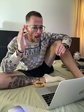 lucasjandre - Lucasjandre's free webcam - UK Sex Cams