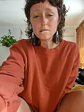 Webcam Model (mossy_kiss)  is live.Free join now!