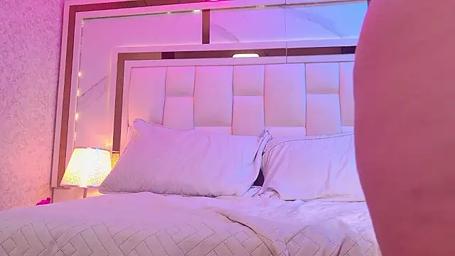 samanthaa_sm - Samanthaa_sm's free webcam