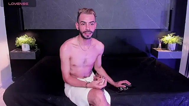 arcangel_harris webcam