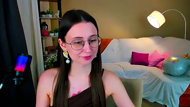 YourLovellyStory webcam