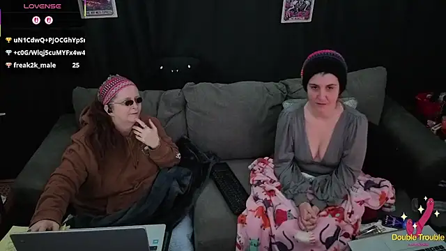 Bella_and_Marie webcam