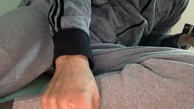 molozeb (Ask my age) - Branlette Hard  NU