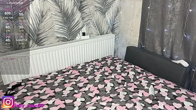 LallyRose69 webcam