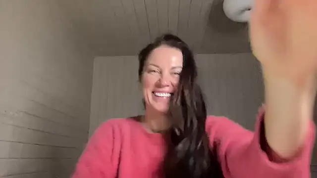 tarivona - Tarivona's free webcam - UK Sex Cams