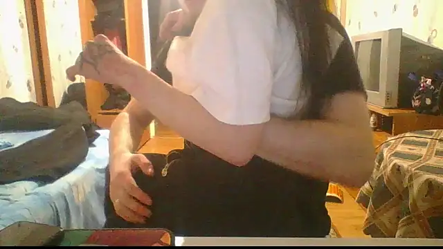 RussNocturnal webcam