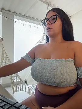 Samibigboobs webcam