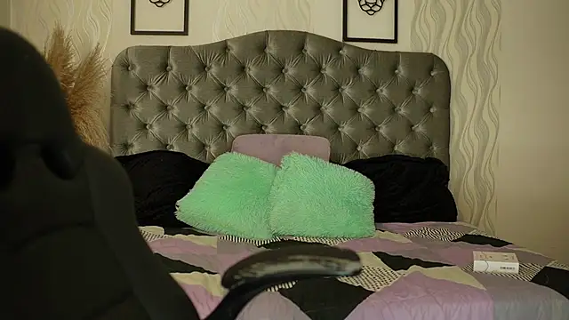 katt_eyes_ - Katt_eyes_'s free webcam - UK Sex Cams