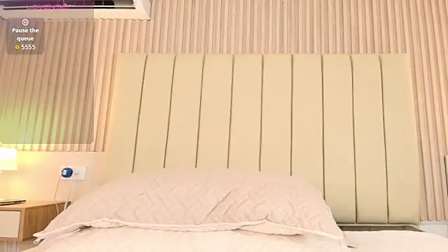 alessia_moon1 webcam