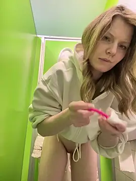 maryhiggins (F young) - Anal 2 fingers