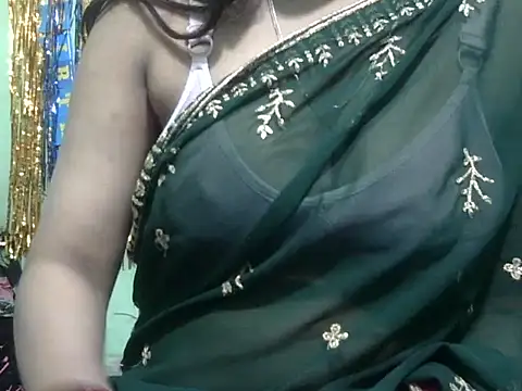 angelishere01 (F milf) - Nude dance in public