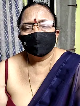 Webcam Model (Anasuyatelugu)  is live.Free join now!