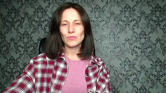 kelly_kisss - Kelly_Kisss's free webcam - UK Sex Cams