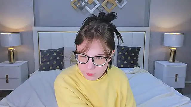 yona_wink - YONA_WINK's free webcam - UK Sex Cams