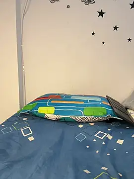 anneprince- - AnnePrince-'s free webcam