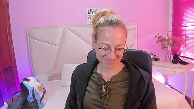 sammysanders - SammySanders's free webcam - UK Sex Cams