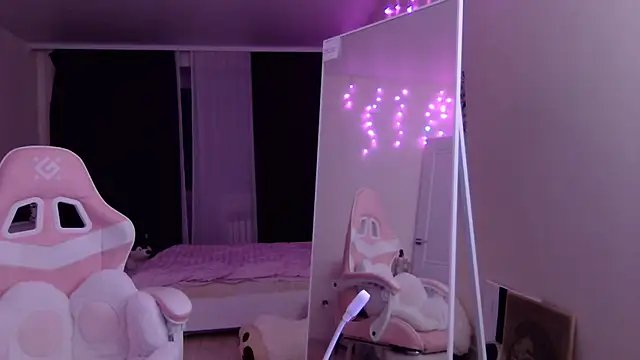 nelly_sweetgirl (F young) - take my towel off my boobs