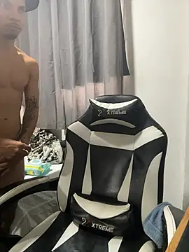 privpunhetinha01 (M young) - TIRAR O SHORT