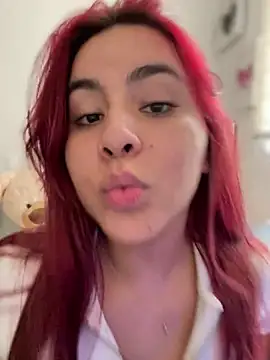 zarahs_blare1 - Zarahs_Blare1's free webcam