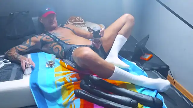 slavic_boy_39 - Slavic_boy_39's free webcam - UK Sex Cams