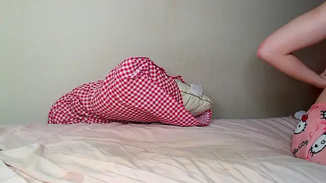 just_alice (F young) - Saving up for a vacation!!!!