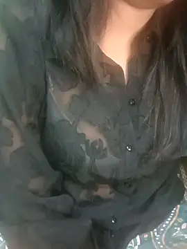 Webcam Model (tamil_thaara03)  is live.Free join now!