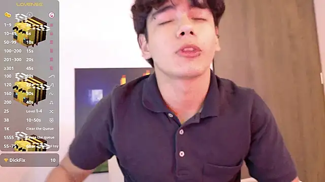 an_drew18 (M twink) - fuck dildo + lush