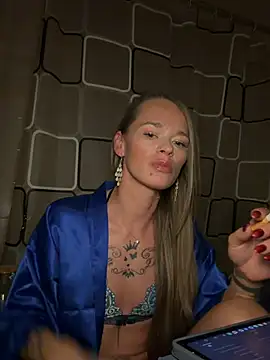 vinique99 (F young) - 1 Video kostenlos ✨