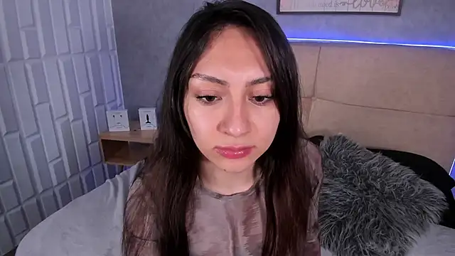 lulubeerry - LuluBeerry's free webcam - UK Sex Cams