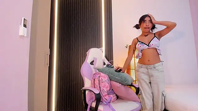 scarlet_vixen_ - Scarlet_Vixen_'s free webcam - UK Sex Cams