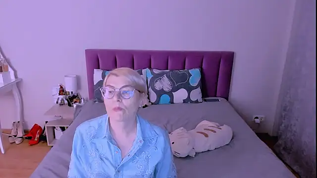 sabrinamacmarren - Sabrinamacmarren's free webcam - UK Sex Cams