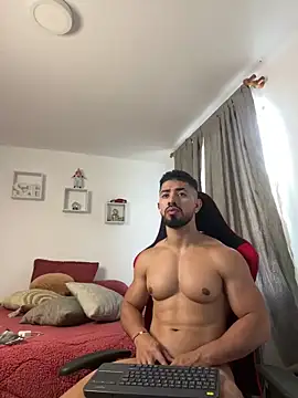 ezzio_scolaro (M young) - Naked and hard