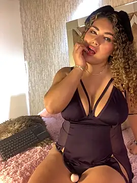 tianarios_pink - TianaRios_Pink's free webcam