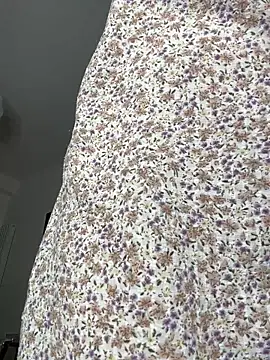 nickilike (F young) - 😍Sit on your face