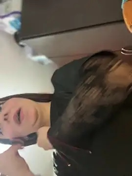 cloew_marz - Cloew_Marz's free webcam - UK Sex Cams