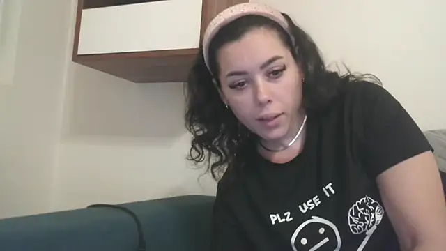 lovelyjulliette - LovelyJulliette's free webcam