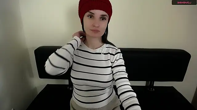 laimav_ - LaimaV_'s free webcam - UK Sex Cams