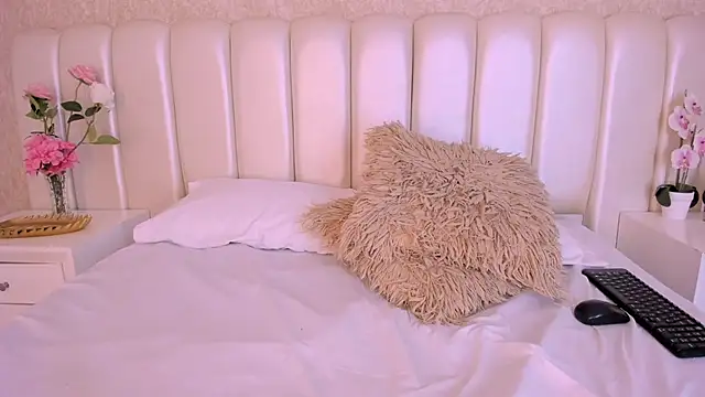 julianiita_ - Julianiita_'s free webcam