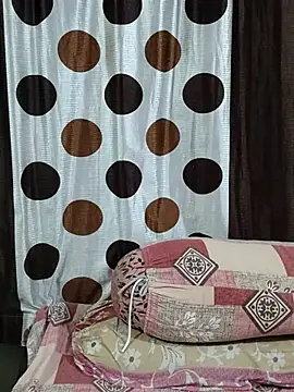 yoursweety09 from StripChat is Freechat