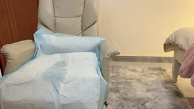 美女Robin-o3在线直播