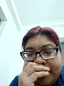 elie_hallway - Elie_Hallway's free webcam - UK Sex Cams