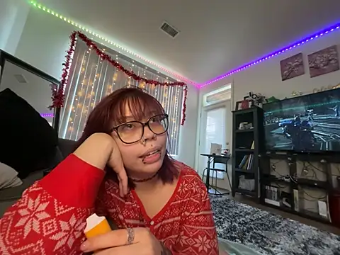 moan4mona (F young) - Touch toesss🥵🍑