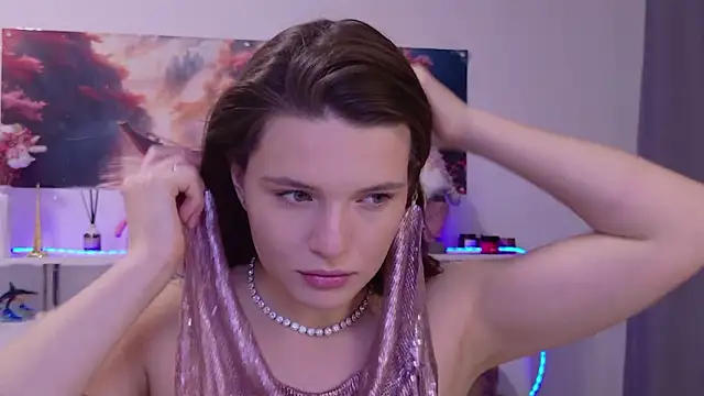 nellie_medina - Nellie_Medina's free webcam - UK Sex Cams