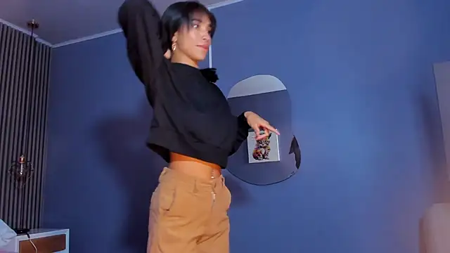 lauraaristizabal (F teen) - give me pleasure without stopping