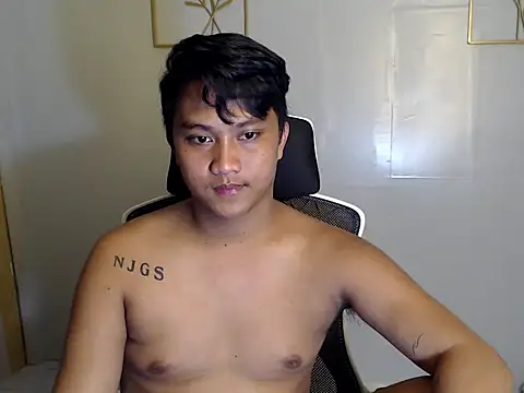 Asian_Neil143