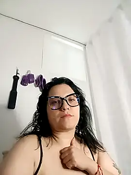 Lia_TabooMatureBbw webcam