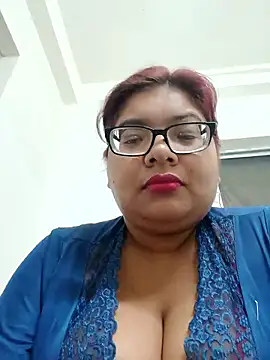 elie_hallway - Elie_Hallway's free webcam - UK Sex Cams