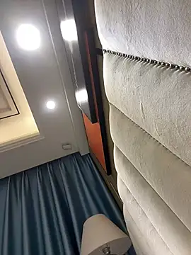 gemma2029 (F young) - 众筹买大奔