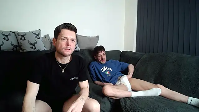 twotwinkhusbandss webcam